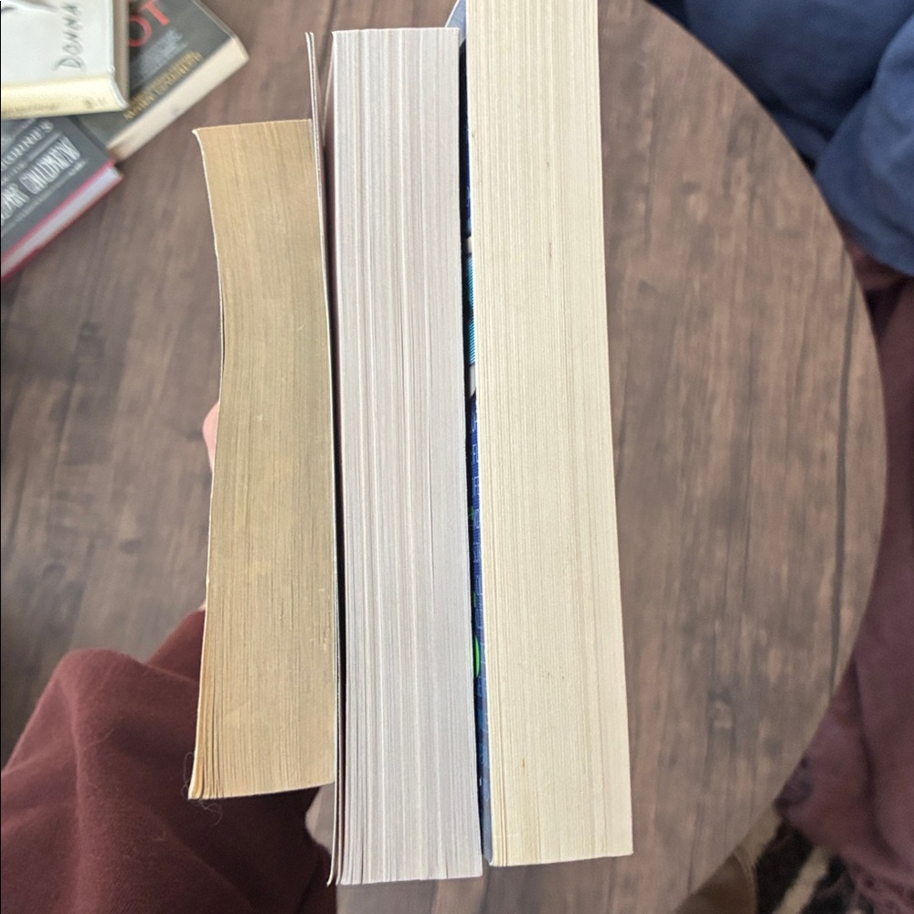 Dan Brown Book Set - Picture 5 of 6